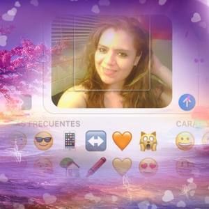 Meet your Posher, Leticia